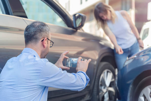 Professional Liability Car Insurance technician working in Covington, KY
